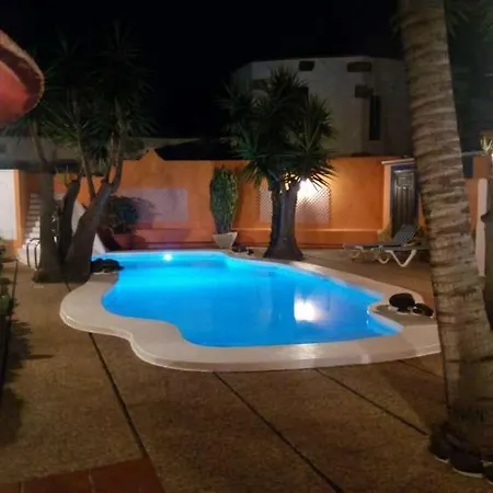 Sleeps 6 Pool Wifi