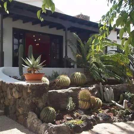 Sleeps 6 Pool Wifi Daire Tahiche