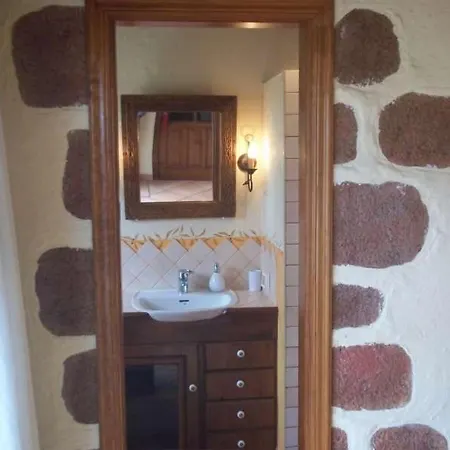 Sleeps 6 Pool Wifi Daire Tahiche