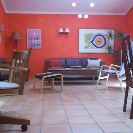 Sleeps 6 Pool Wifi *